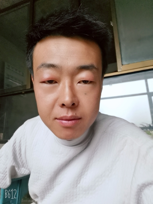 缺爱80后的第一张照片--佛山相亲服务中心