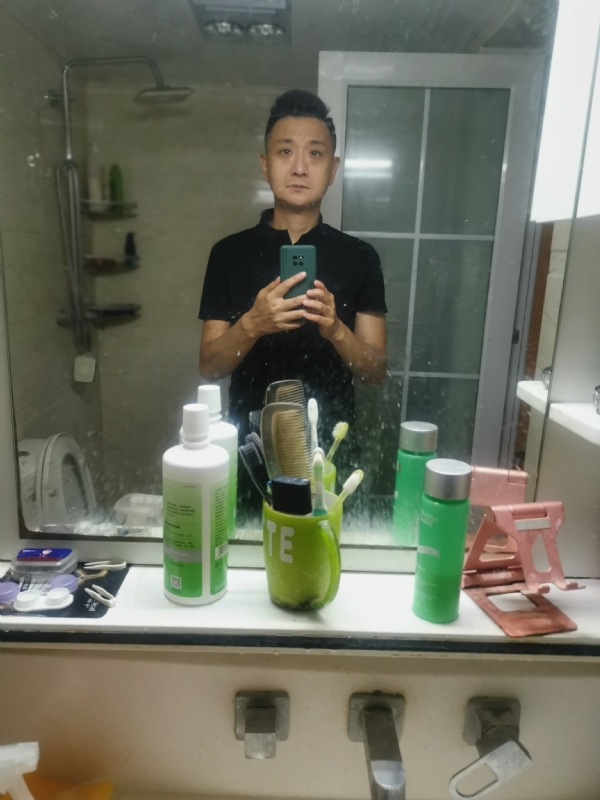 龙少的第一张照片--佛山相亲服务中心