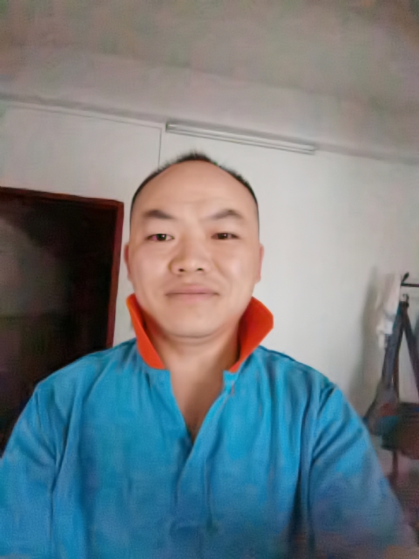 与子携老的第四张照片--佛山相亲服务中心