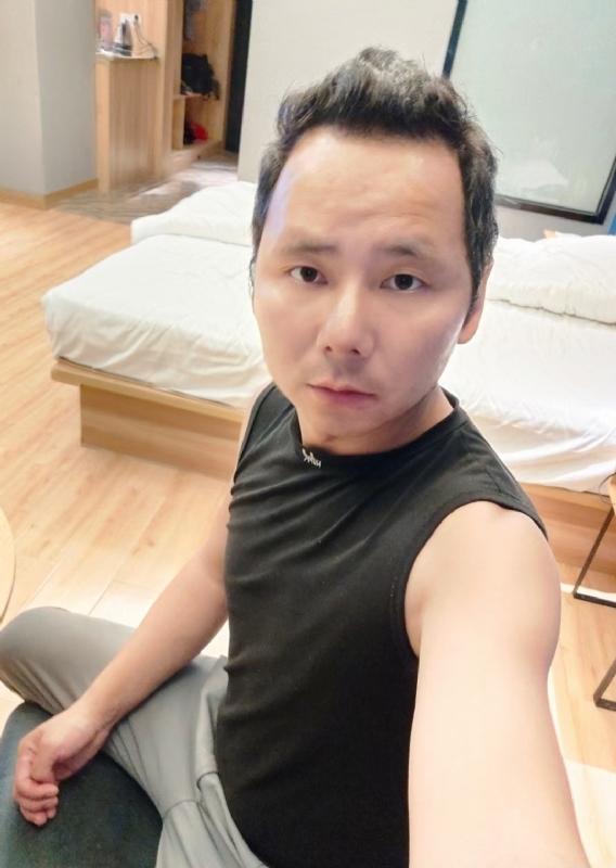 爱远的要命的第一张照片--佛山相亲服务中心