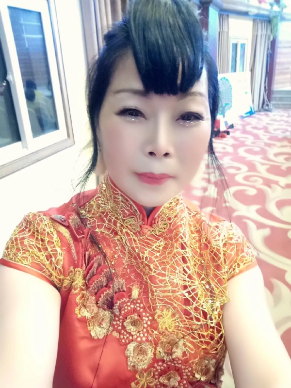 冰雪的第一张照片--佛山相亲服务中心