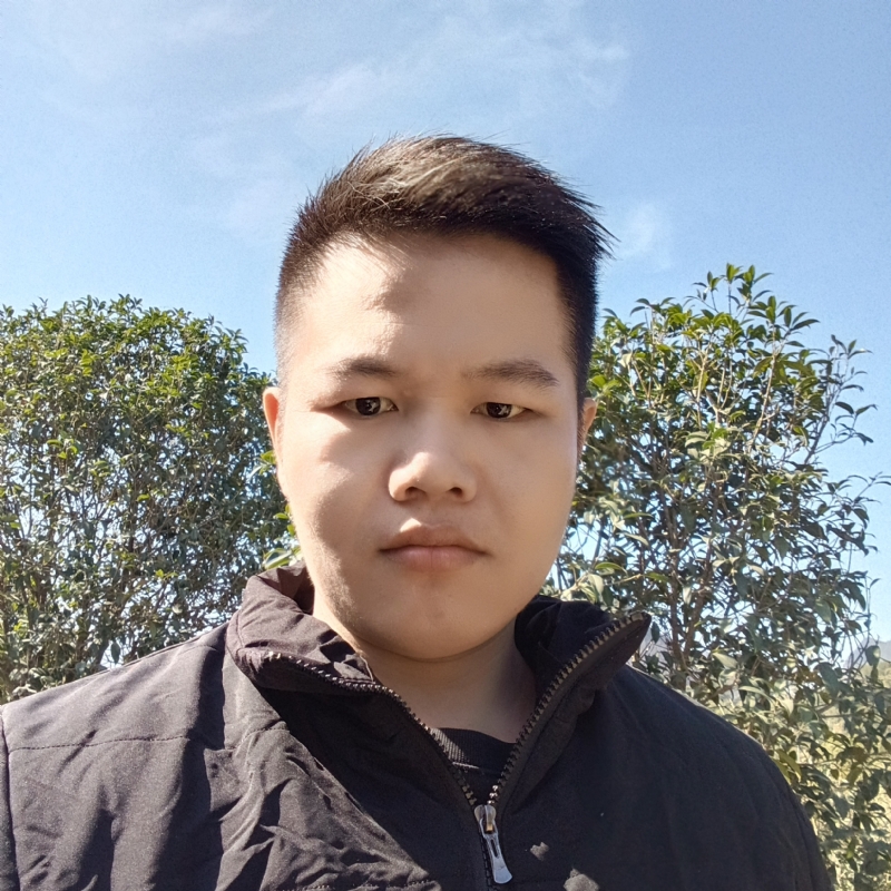 龙怀的第二张照片--佛山相亲服务中心