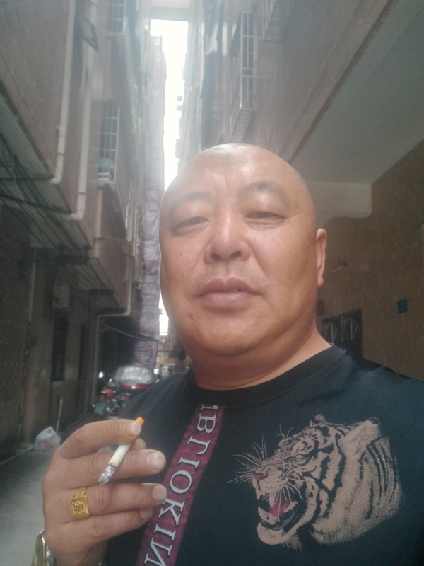 人在TA乡的第一张照片--佛山相亲服务中心