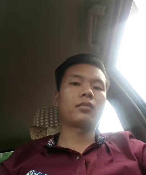 单亲爸爸的第一张照片--佛山相亲服务中心