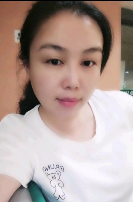 淡淡的云的第二张照片--佛山相亲服务中心