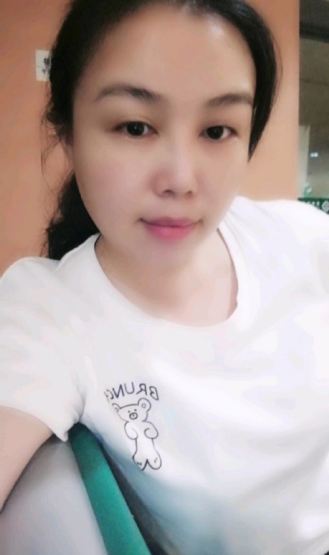 淡淡的云的第四张照片--佛山相亲服务中心