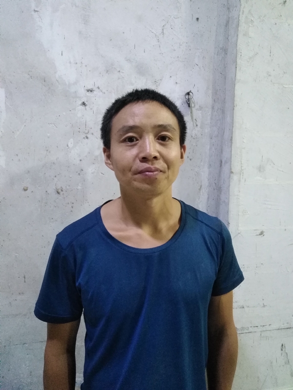 栋哥的第一张照片--佛山相亲服务中心