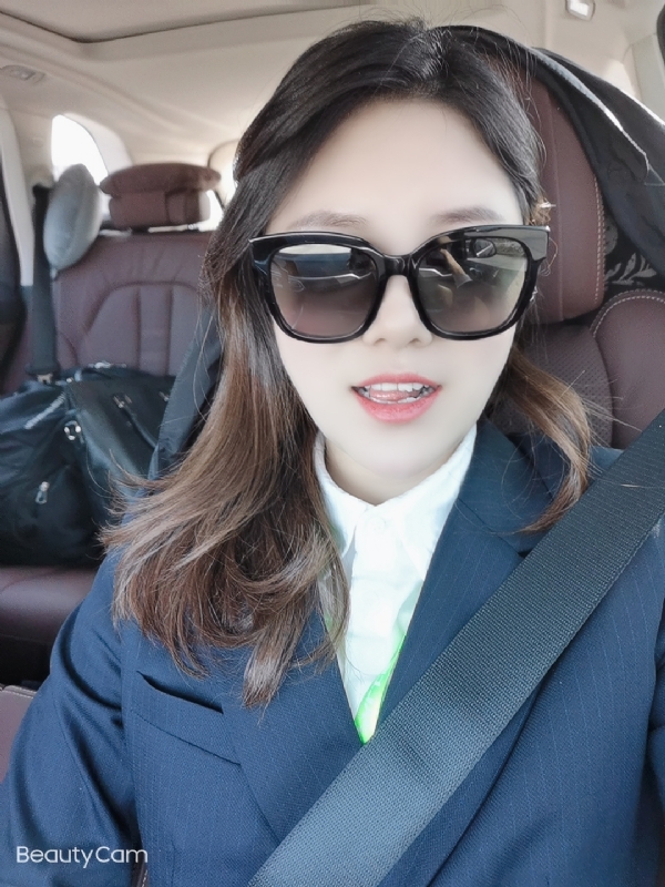 湖南妹子在深圳的第二张照片--佛山相亲服务中心