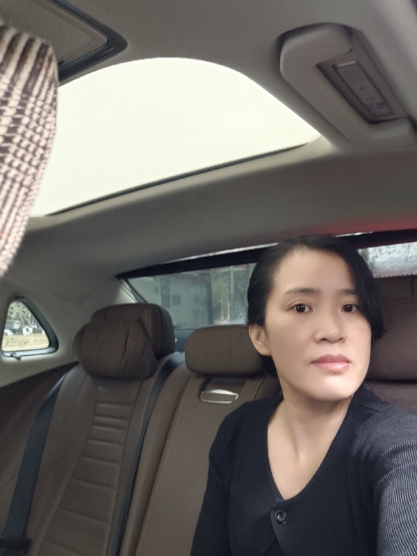 烟雨如墨的第一张照片--佛山相亲服务中心