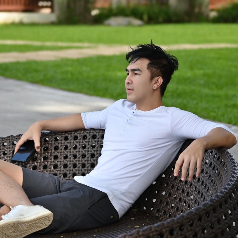 老曾的第一张照片--佛山相亲服务中心