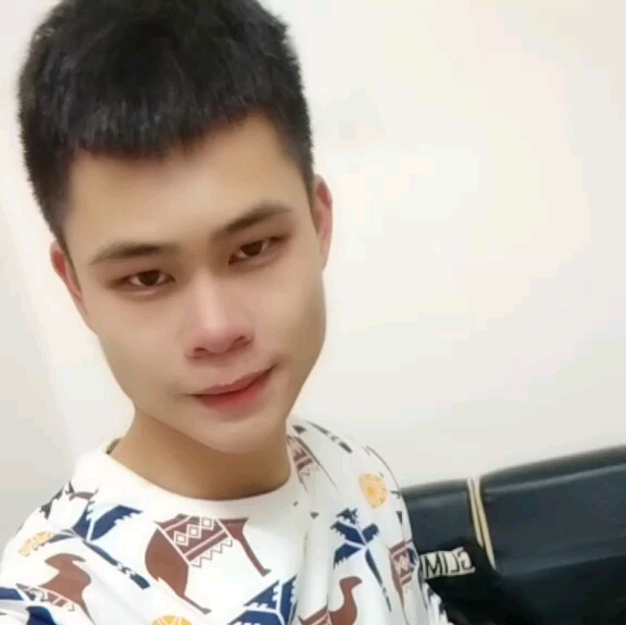 浪子的第一张照片--佛山相亲服务中心