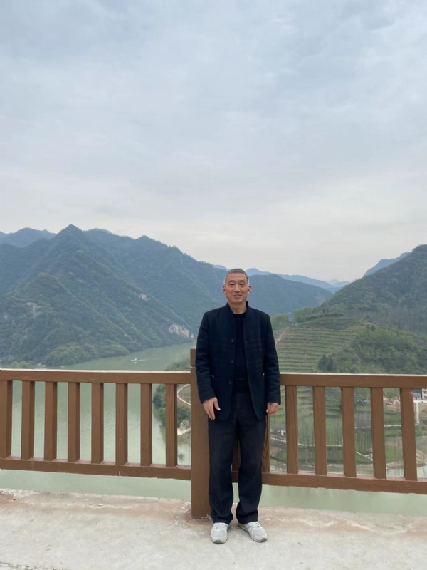 雪芳的第一张照片--佛山相亲服务中心