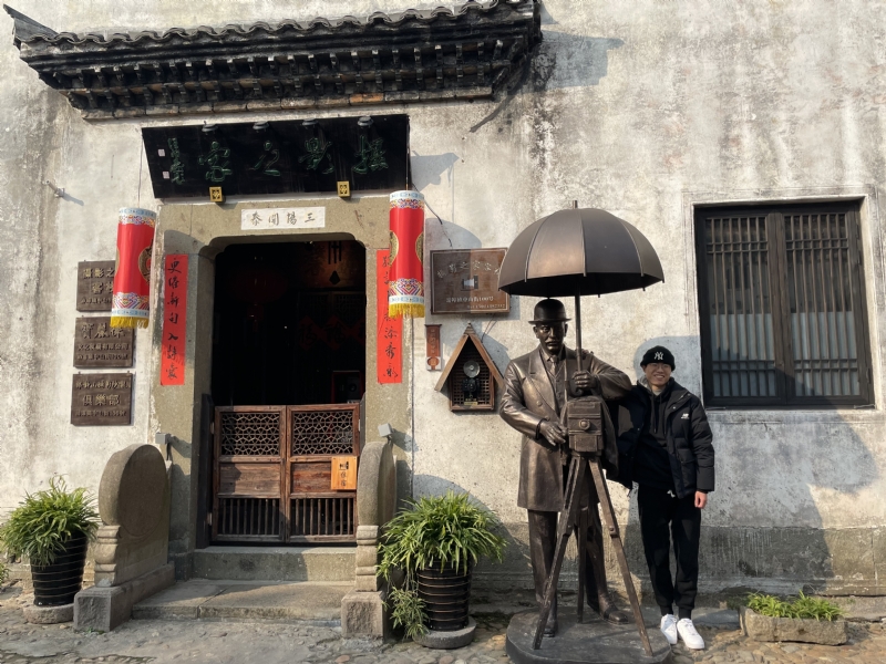 喝可乐的猫的第一张照片--佛山相亲服务中心