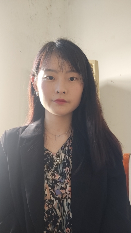 啾啾儿的第一张照片--佛山相亲服务中心