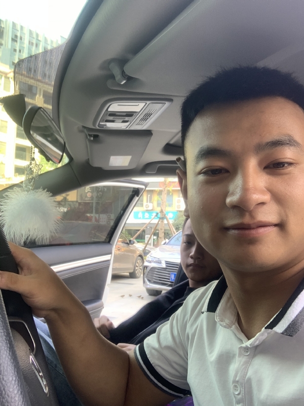 古有风琴的第三张照片--佛山相亲服务中心