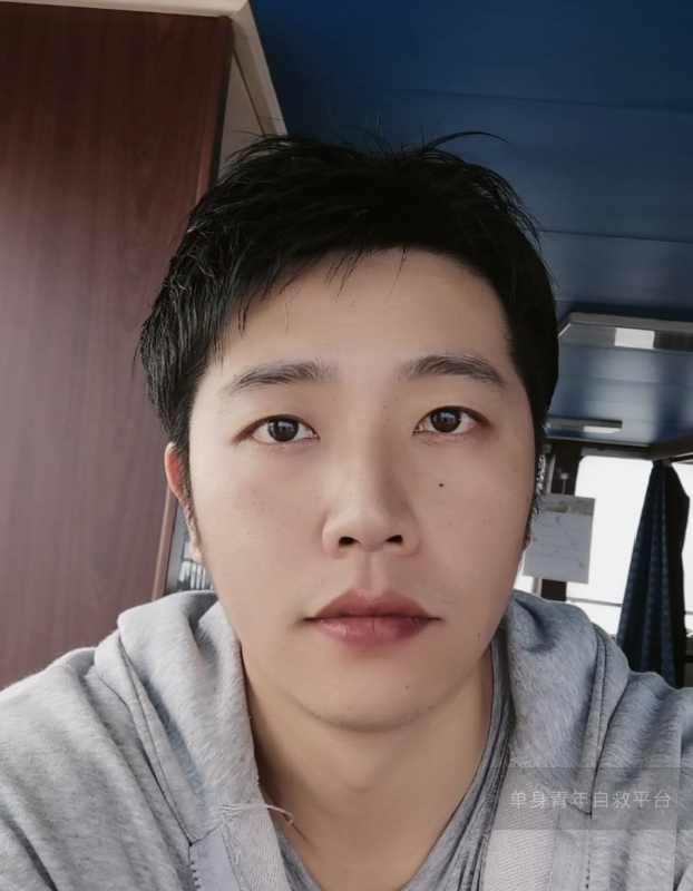 不太帅的男人的第一张照片--佛山相亲服务中心