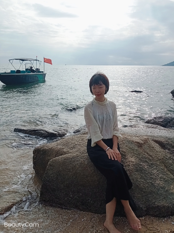 悠悠南山下的第二张照片--佛山相亲服务中心