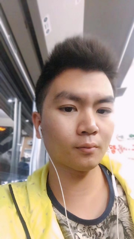 瑞泽的第一张照片--佛山相亲服务中心