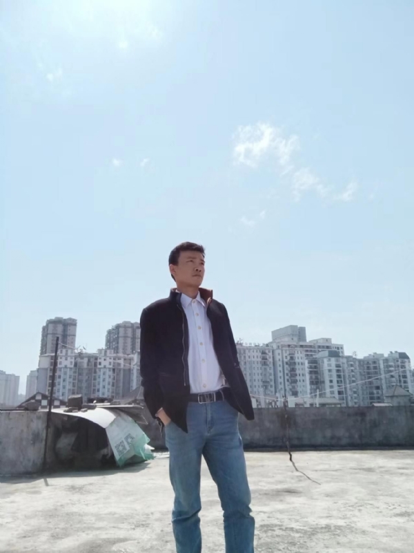 蓝色心情的第一张照片--佛山相亲服务中心