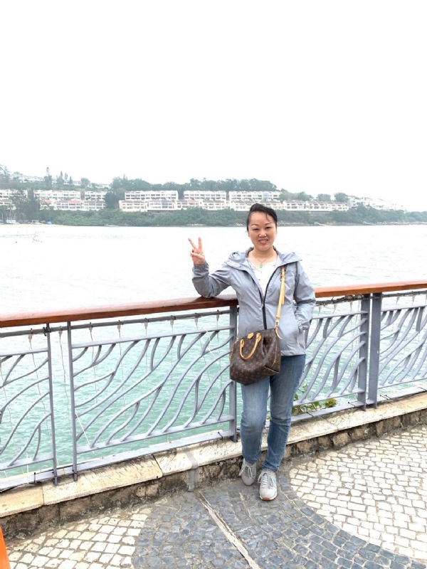 梅子的第三张照片--佛山相亲服务中心