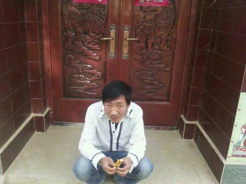 潘先生的第一张照片--佛山相亲服务中心