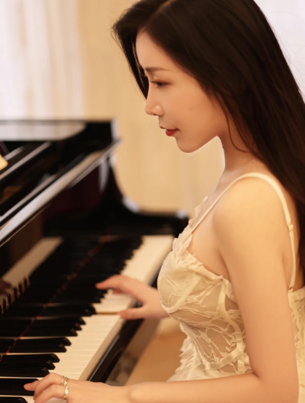 linlin的第二张照片--佛山相亲服务中心