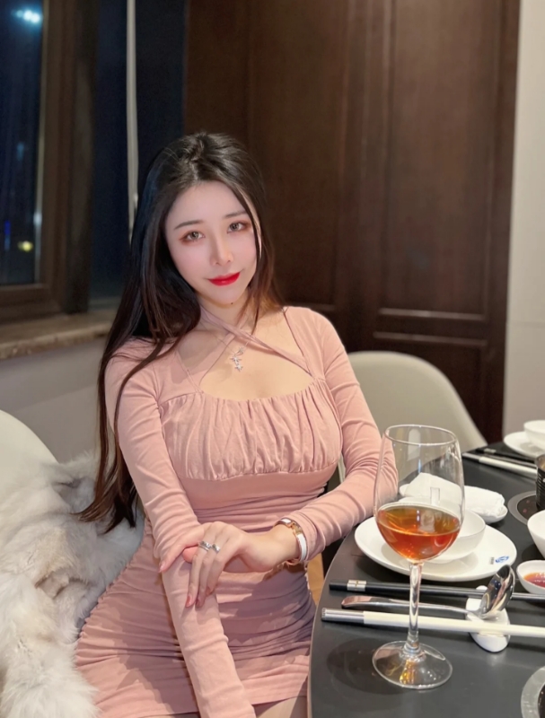 linlin的第三张照片--佛山相亲服务中心