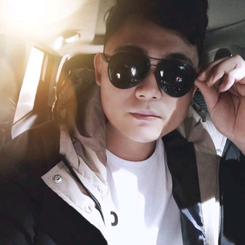 高大威武的第二张照片--佛山相亲服务中心