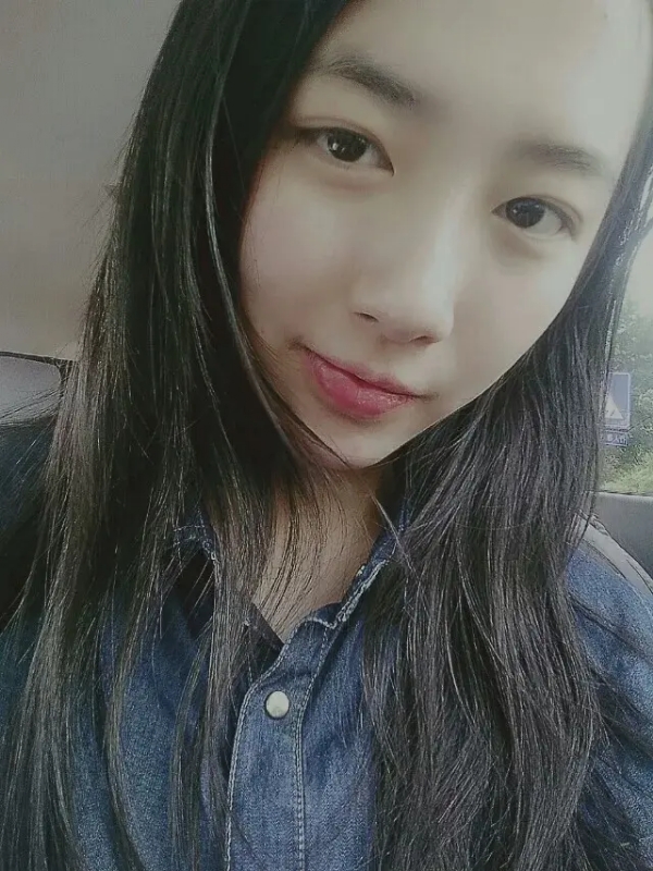 小她的第一张照片--佛山相亲服务中心