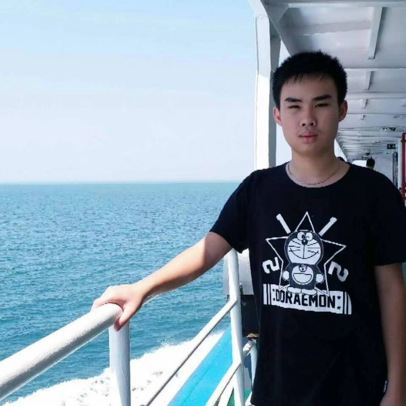 小绅士的第一张照片--佛山相亲服务中心