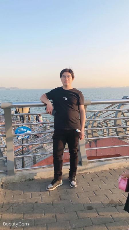 陆迅的第二张照片--佛山相亲服务中心