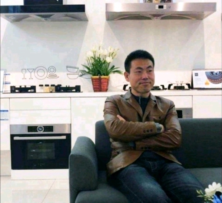 奋斗的执着的第一张照片--佛山相亲服务中心