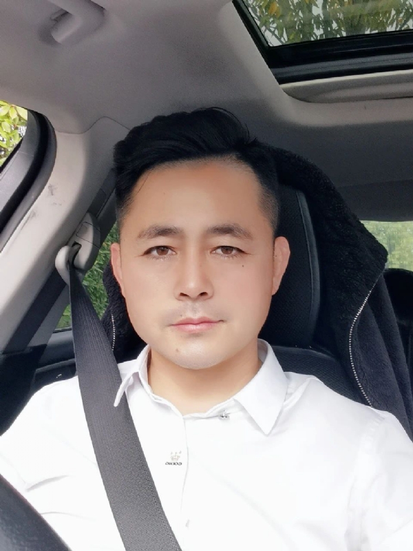 阿华大人的第二张照片--佛山相亲服务中心