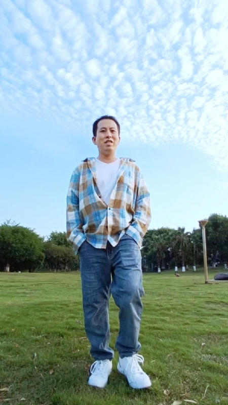 曹先生的第一张照片--佛山相亲服务中心