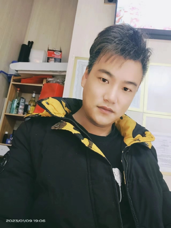 孤酒枕愁眼眠的第二张照片--佛山相亲服务中心