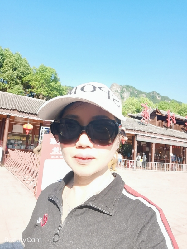 山百合的第一张照片--佛山相亲服务中心