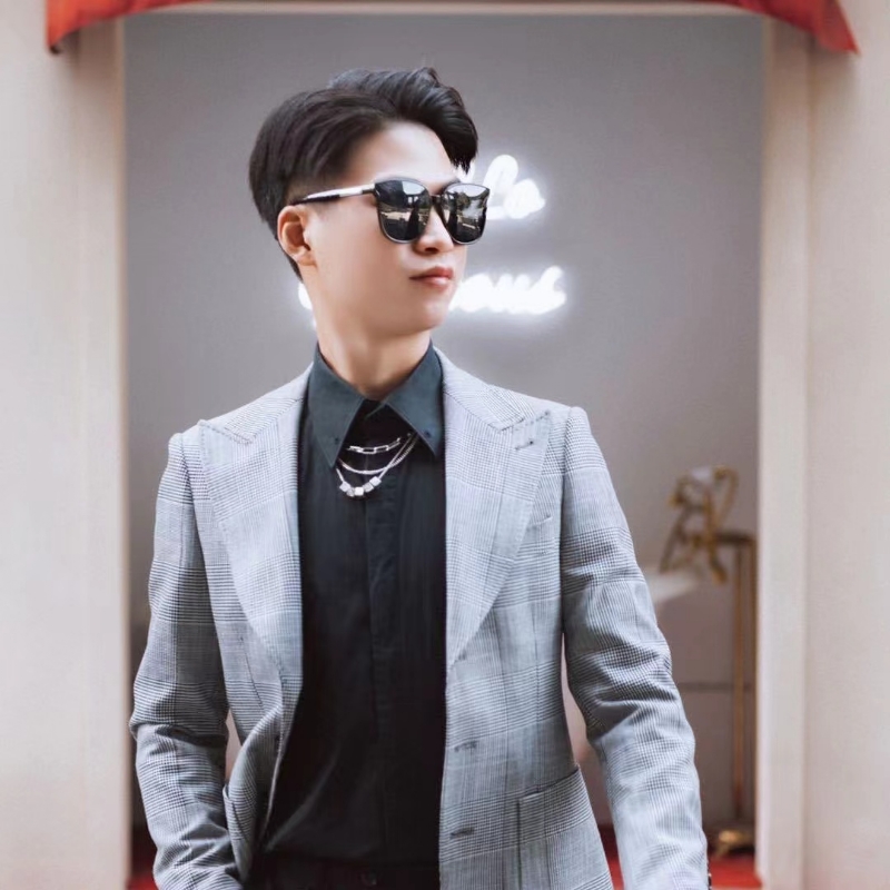 苟逸飞48的第二张照片--佛山相亲服务中心