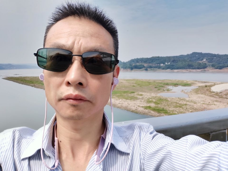 猪哥哥的第一张照片--佛山相亲服务中心