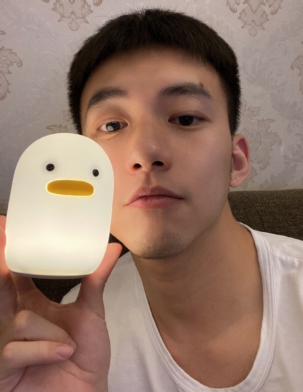 绝世大冤种的第三张照片--佛山相亲服务中心