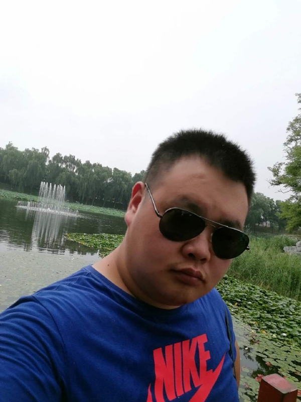 石头的第一张照片--佛山相亲服务中心