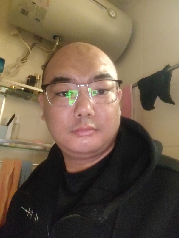 小胖子的第一张照片--佛山相亲服务中心