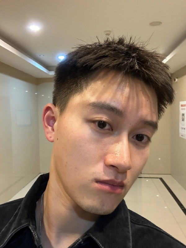 月光之下的第一张照片--佛山相亲服务中心