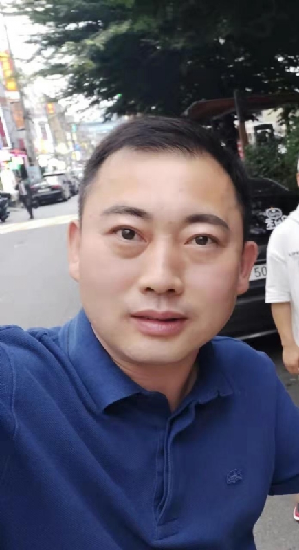 李龙的第二张照片--佛山相亲服务中心