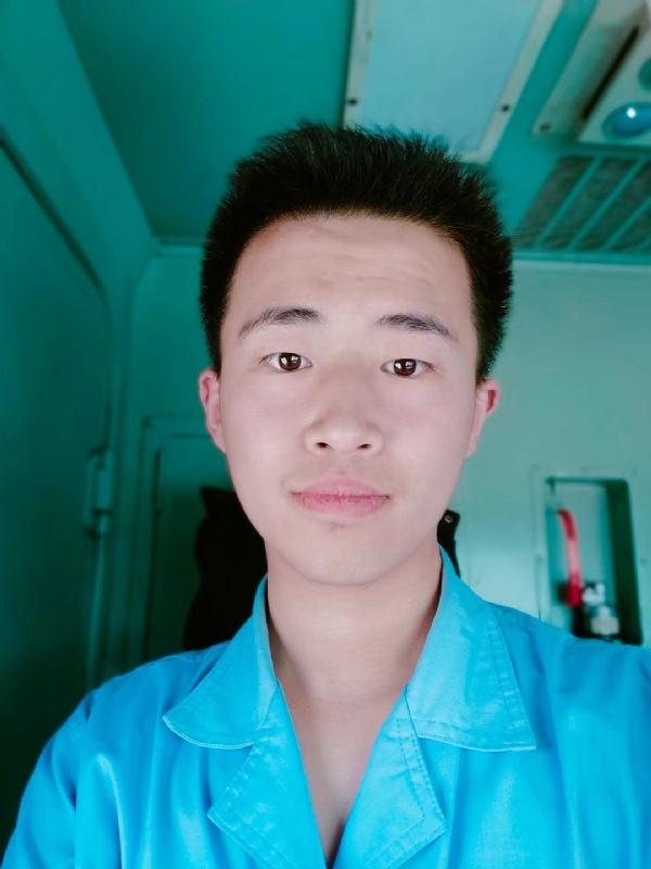 生而为人的第二张照片--佛山相亲服务中心