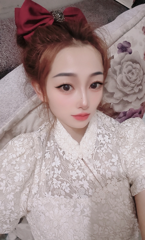 有缘千里来相会的第一张照片--佛山相亲服务中心