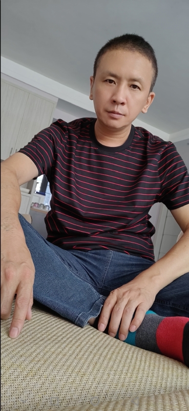 诚~的第一张照片--佛山相亲服务中心