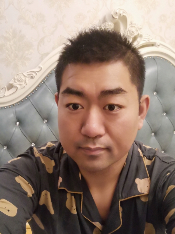 曾经的第一张照片--佛山相亲服务中心