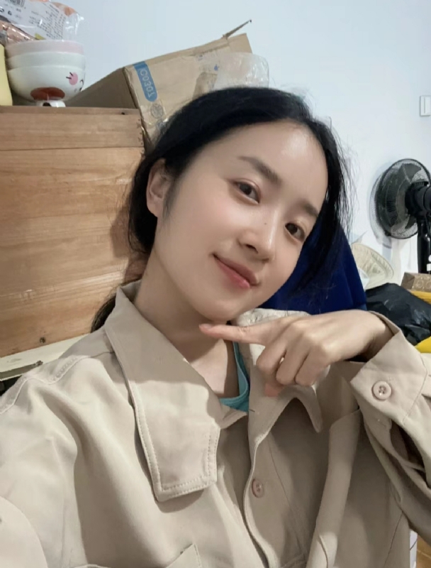 多喝热水的第二张照片--佛山相亲服务中心