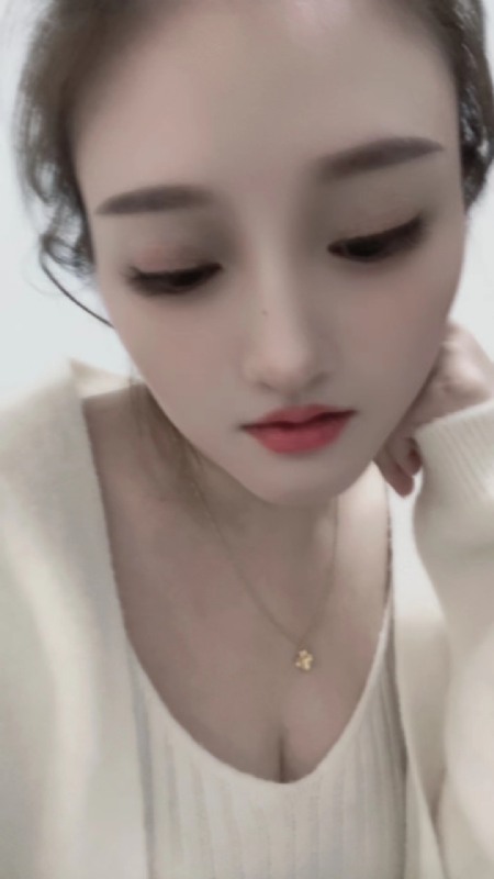 不倾城的第一张照片--佛山相亲服务中心