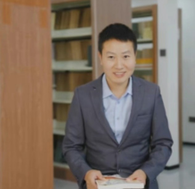 罗梓焜的第二张照片--佛山相亲服务中心